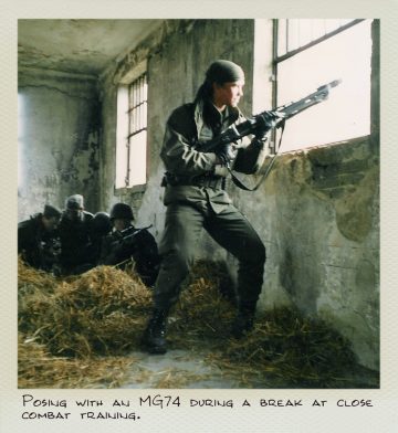 Tom (MILPICTURES) poses with a MG74 during a break at close combat training.
